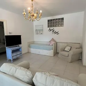  Ferienhaus Messina